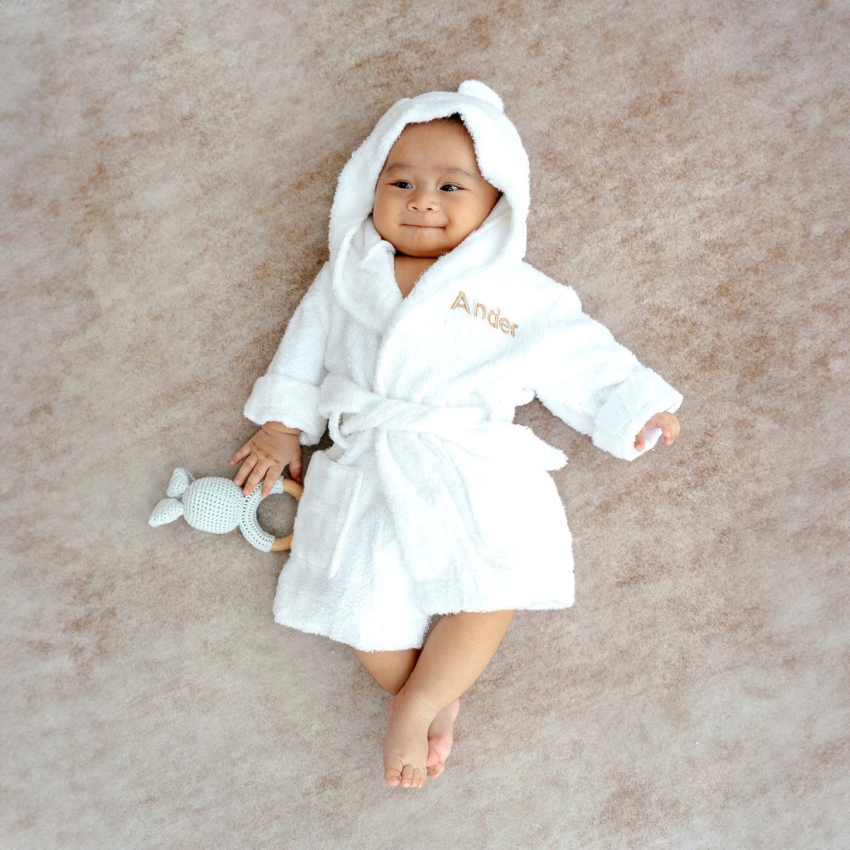 Personalised Bamboo Toweling Robe - White - LOVINGLY SIGNED (HK)