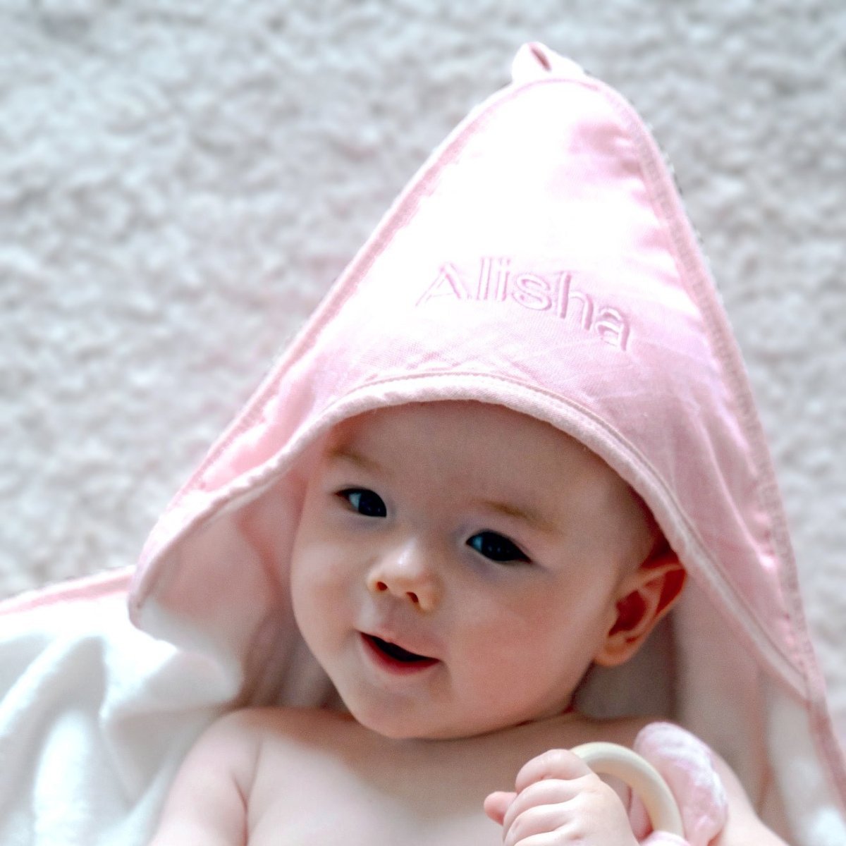 Personalized Bamboo Muslin Hooded Towel - LOVINGLY SIGNED (HK)