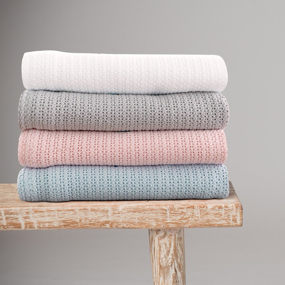 Personalised Organic Cotton Blanket - Pink - LOVINGLY SIGNED (HK)